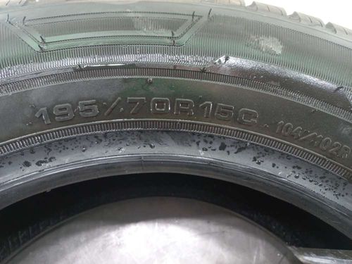 PNEU GOODYEAR 195/70R15 100T RADIAL