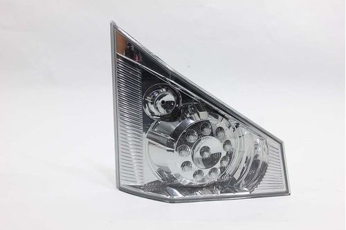 LANTERNA DIANTEIRA AGRALE 9200/14000/10000/8700 LED CRISTAL 24V LD