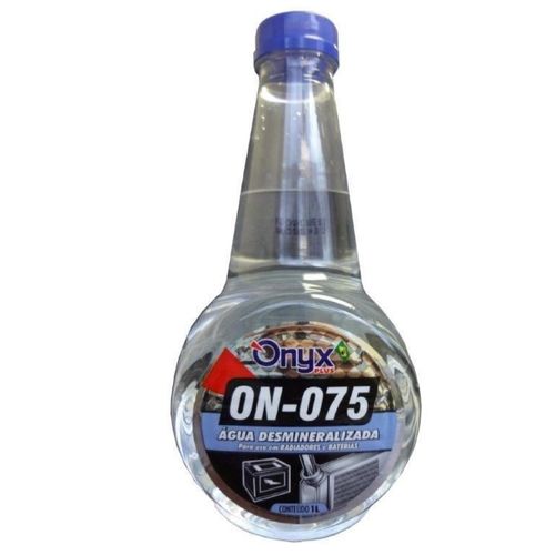 Agua Destilada 24x1l On075 Agua Destilada (cx 12) 1l Onyx On075 Pe�a